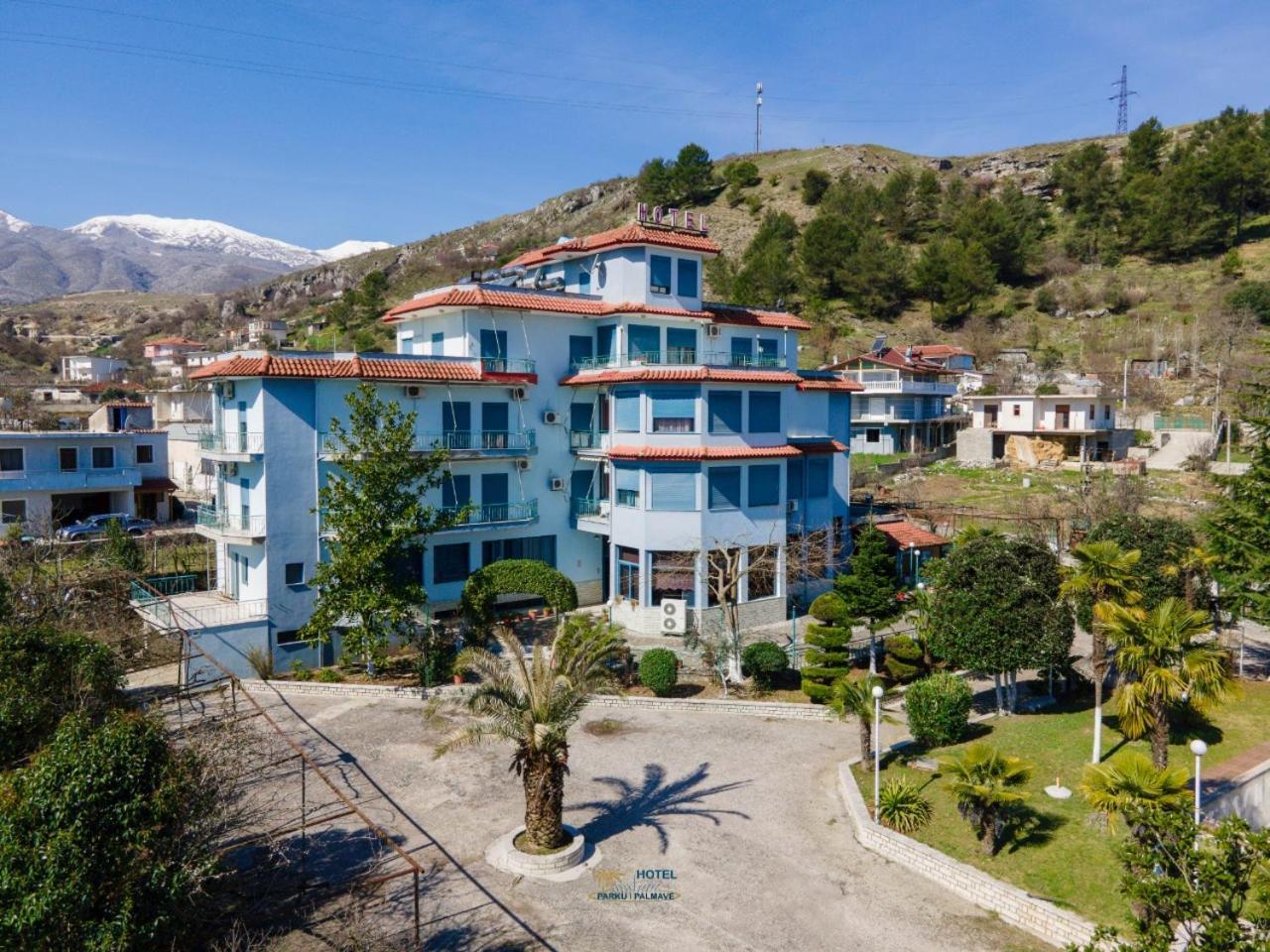 Hotel Parku I Palmave Gjirokastër Buitenkant foto