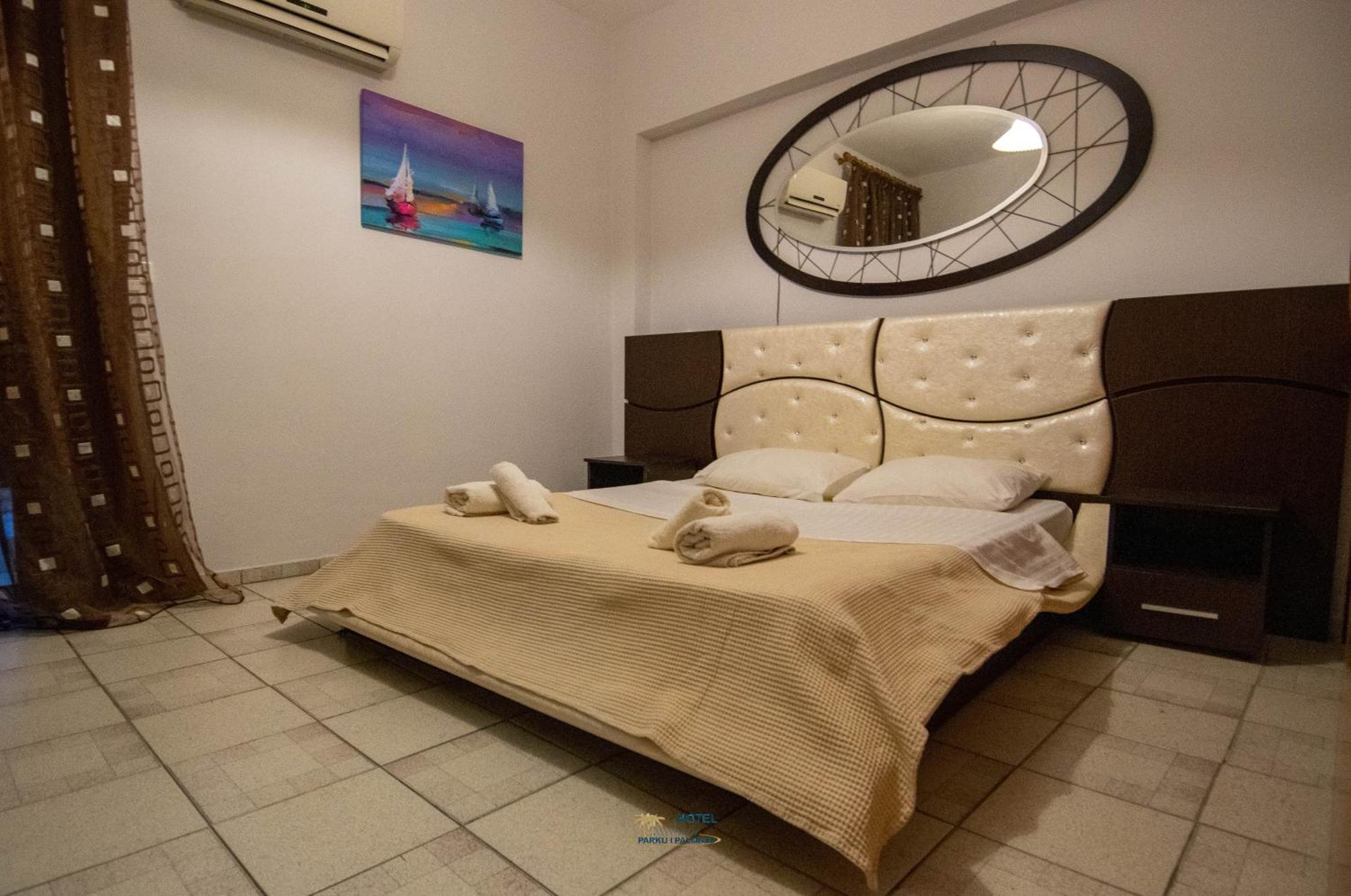 Hotel Parku I Palmave Gjirokastër Buitenkant foto